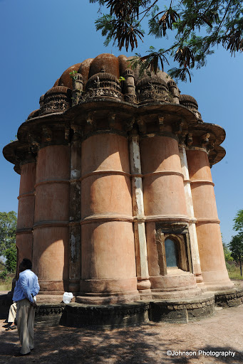 Tomb of Begum Shah Shuja