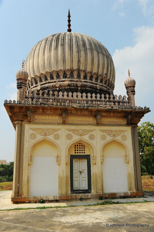 More of the Qutub Shahi Tombs in the complex 