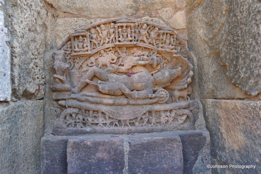 Details of the shrines around the sacred tank